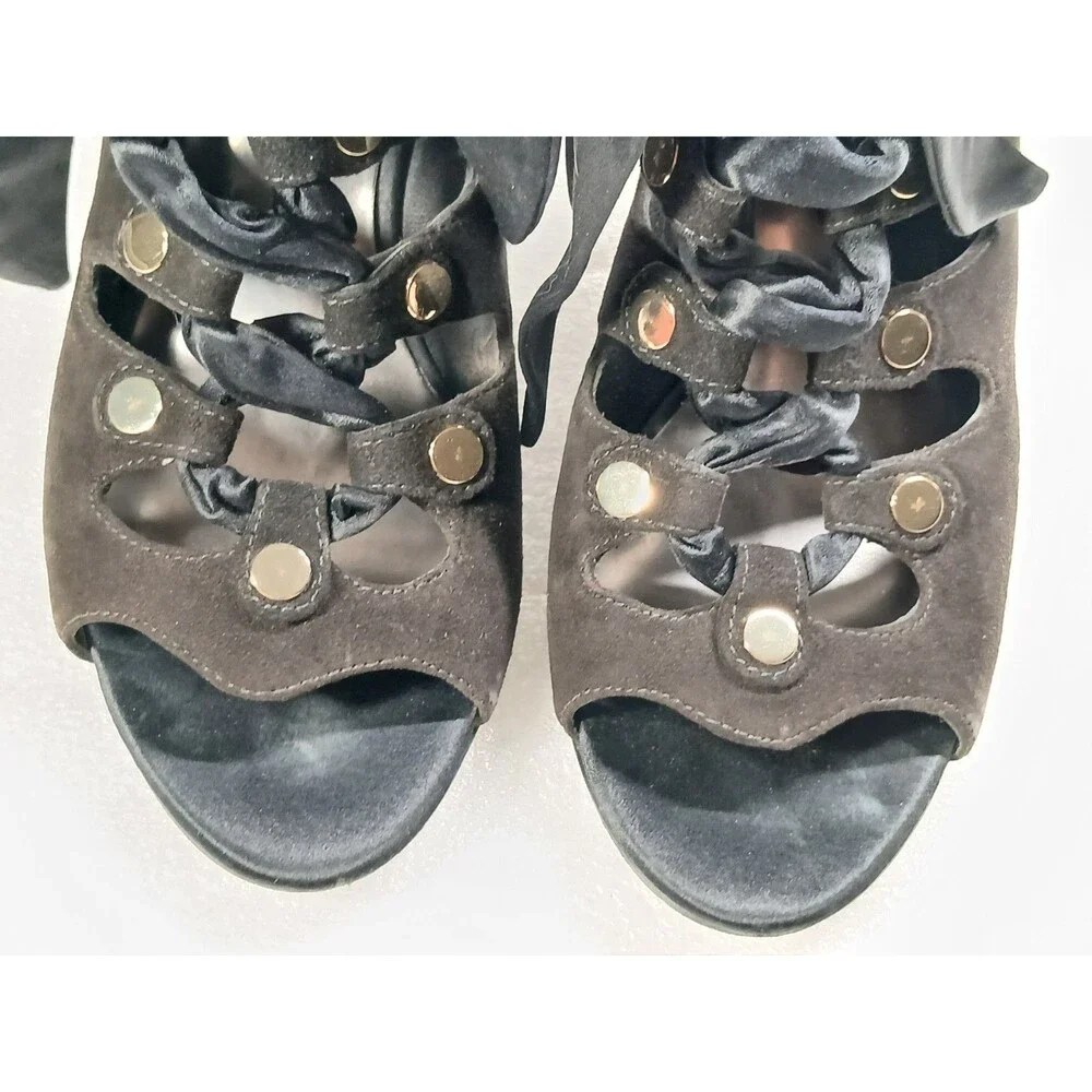 Guess by Marciano PManella Wedge Sandals – Black Multi Suede – Size 8 w/ Box
